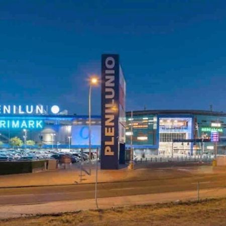 P4 Madrid Airport, Estadio Civitas, Ifema, Barajas Y Rejas Zewnętrze zdjęcie